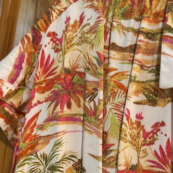 Rose & Olive Women's Button Down Shirt Red Orange Green - Picture 4 of 6